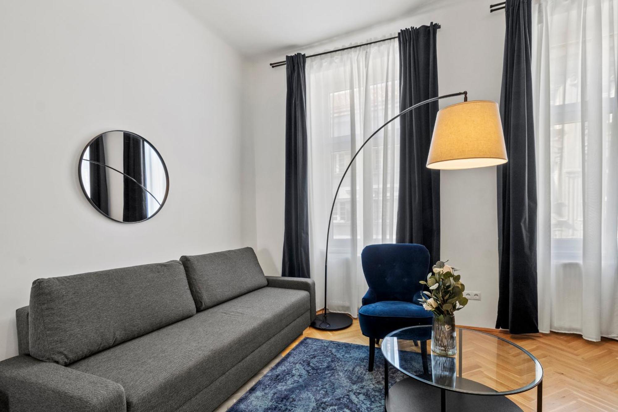 Balcony Apartment, 4 Min To U3 Zipperer Strasse ウィーン エクステリア 写真
