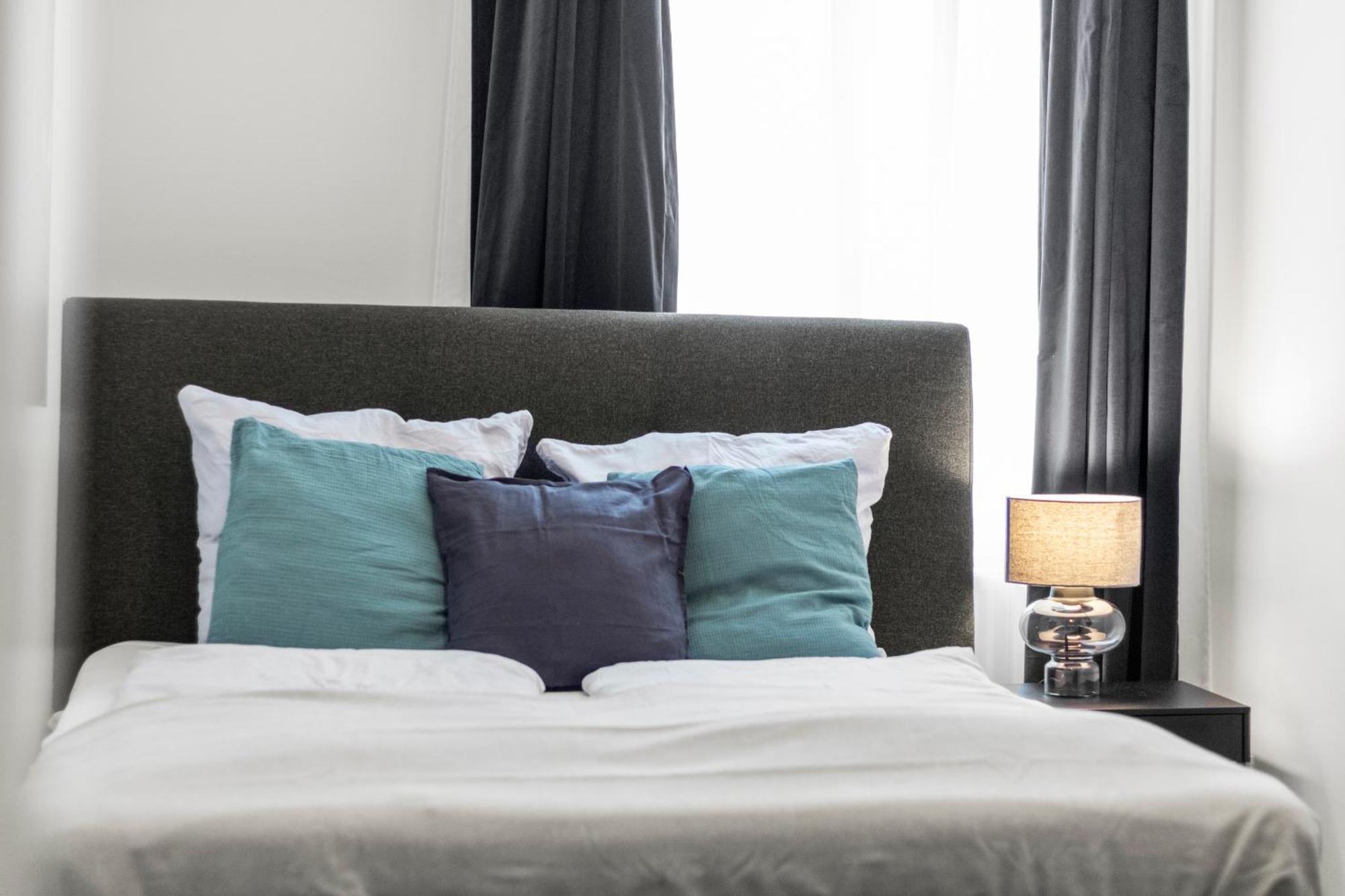 Balcony Apartment, 4 Min To U3 Zipperer Strasse ウィーン エクステリア 写真
