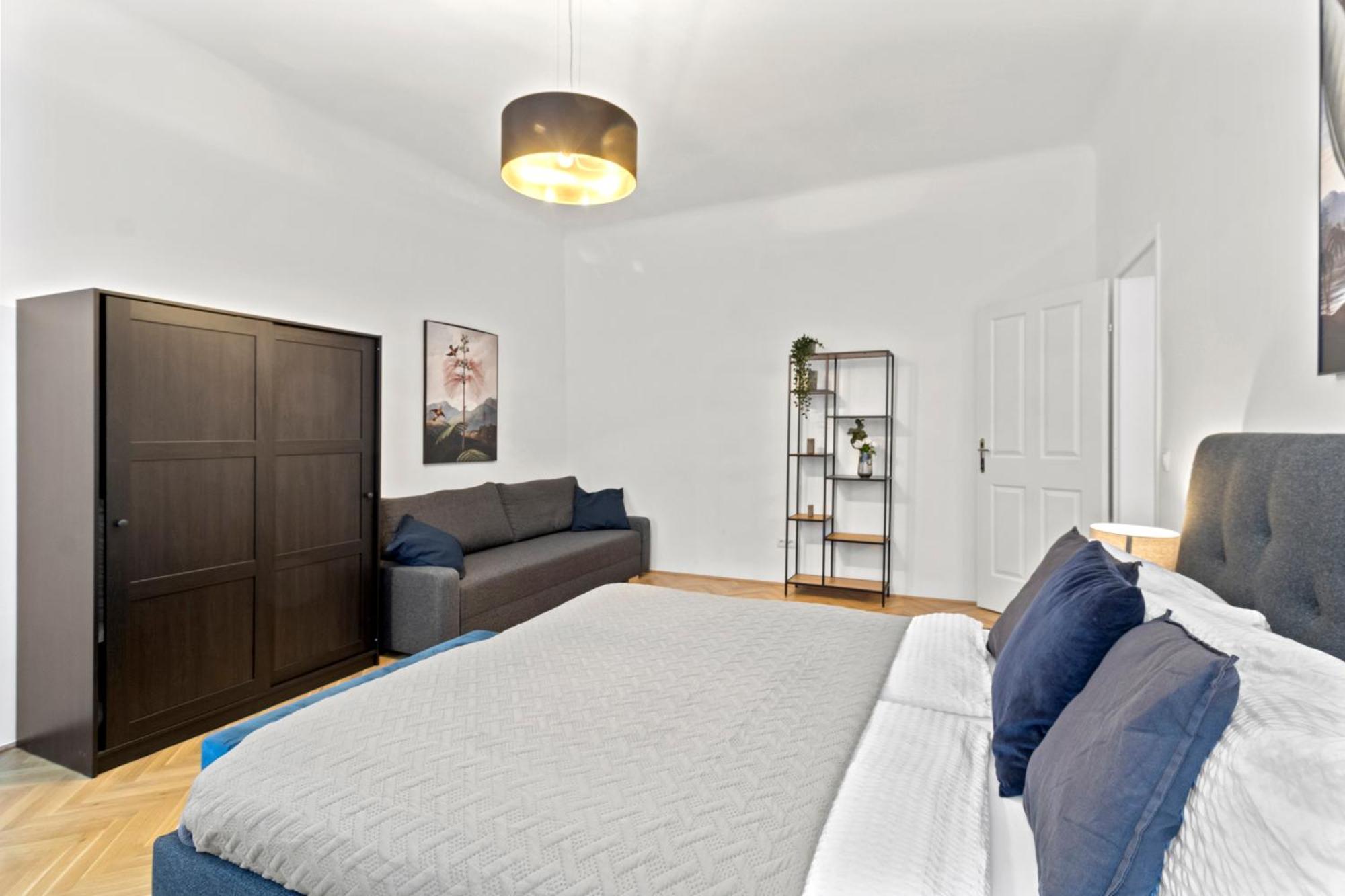 Balcony Apartment, 4 Min To U3 Zipperer Strasse ウィーン エクステリア 写真