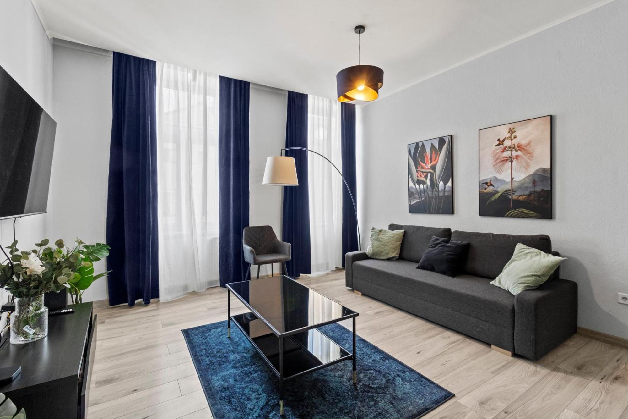 Balcony Apartment, 4 Min To U3 Zipperer Strasse ウィーン エクステリア 写真