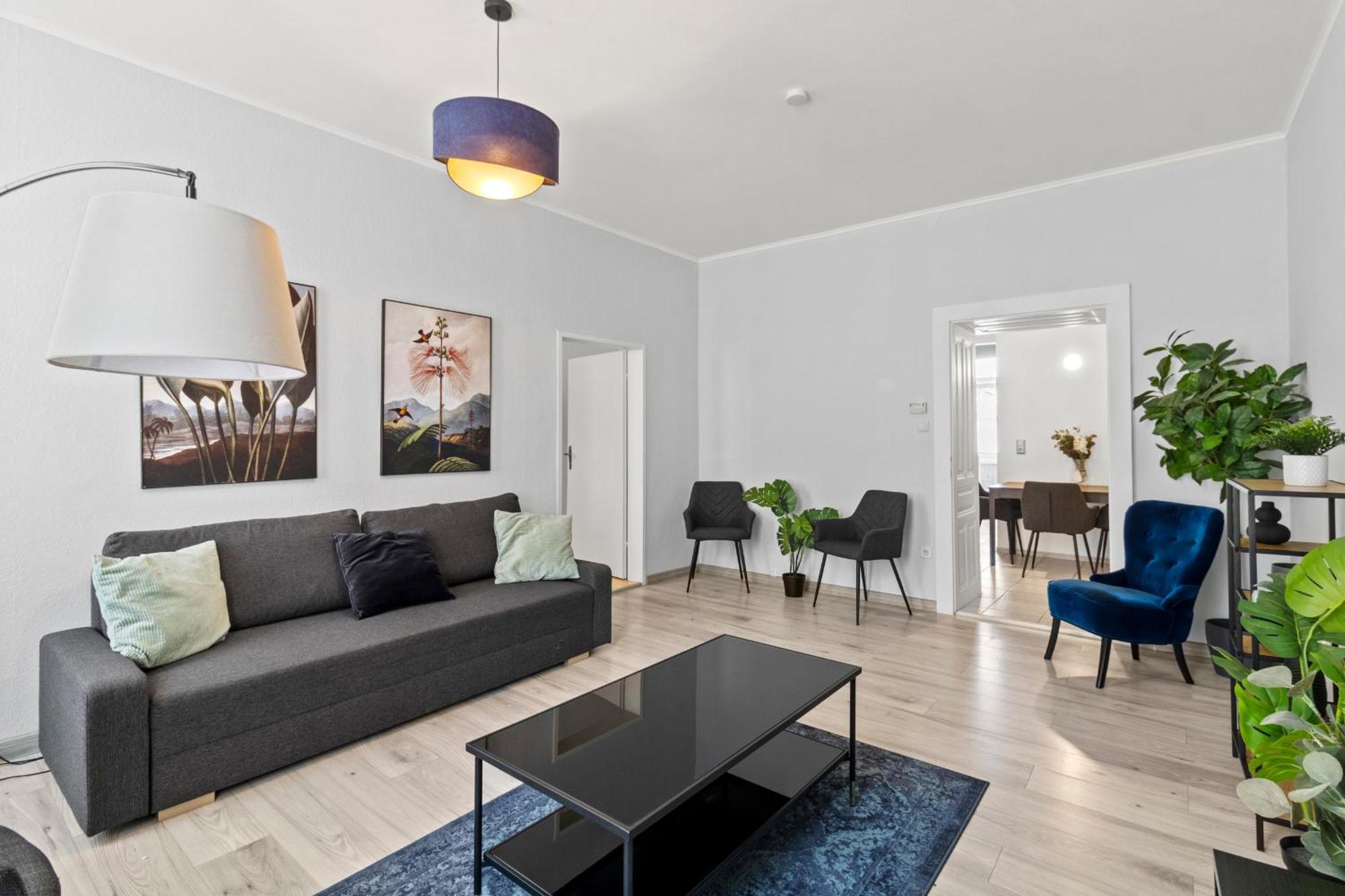 Balcony Apartment, 4 Min To U3 Zipperer Strasse ウィーン エクステリア 写真